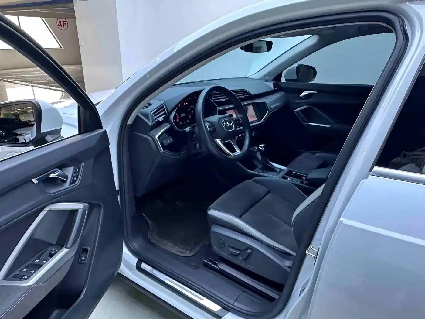Audi Q3 2022 35 TFSI Progressive Dynamic — миниатюра 6