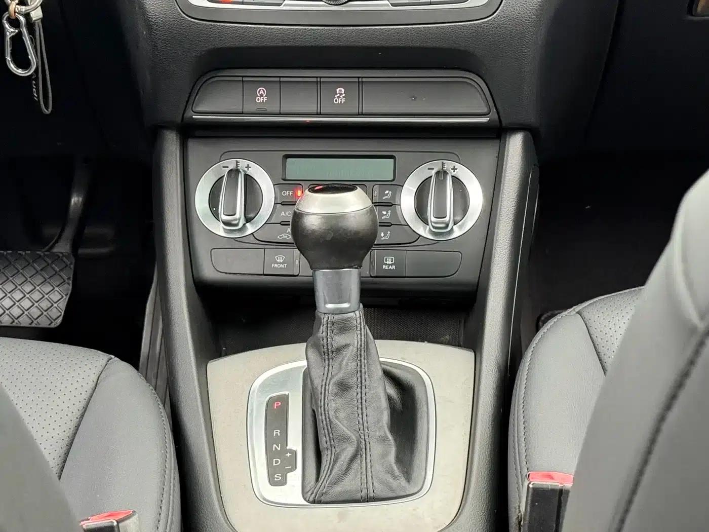 Audi Q3 2015 30 TFSI Progressive — миниатюра 17