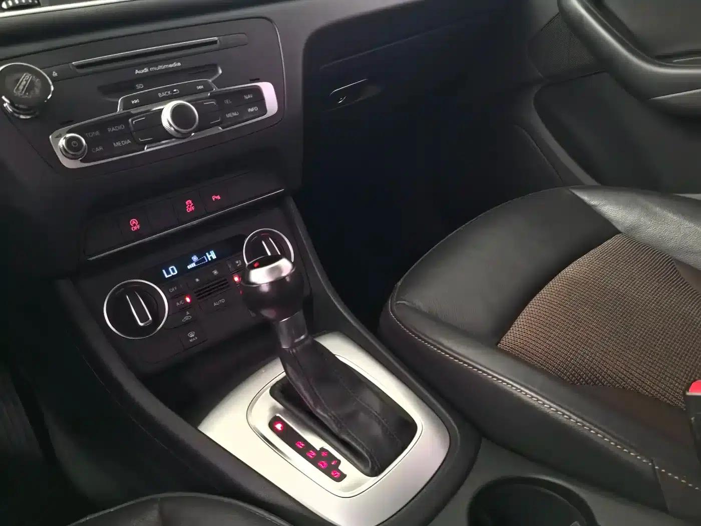 Audi Q3 2017 35 TFSI Fashion Edition — миниатюра 12