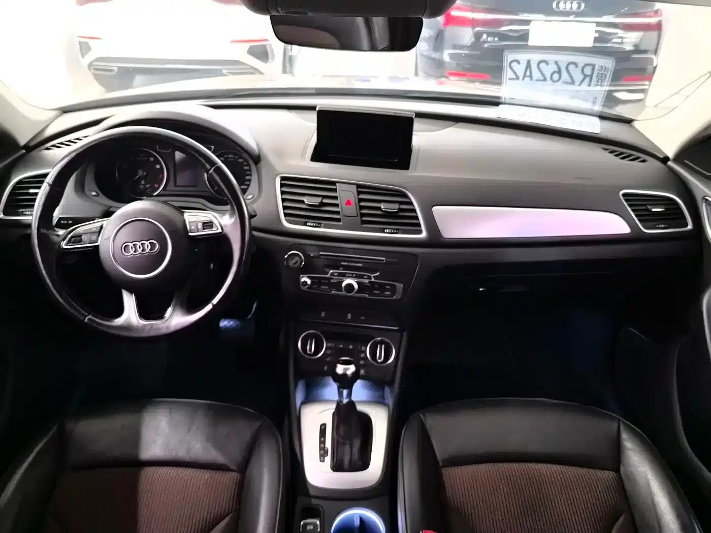 Audi Q3 2017 35 TFSI Fashion Edition — миниатюра 8