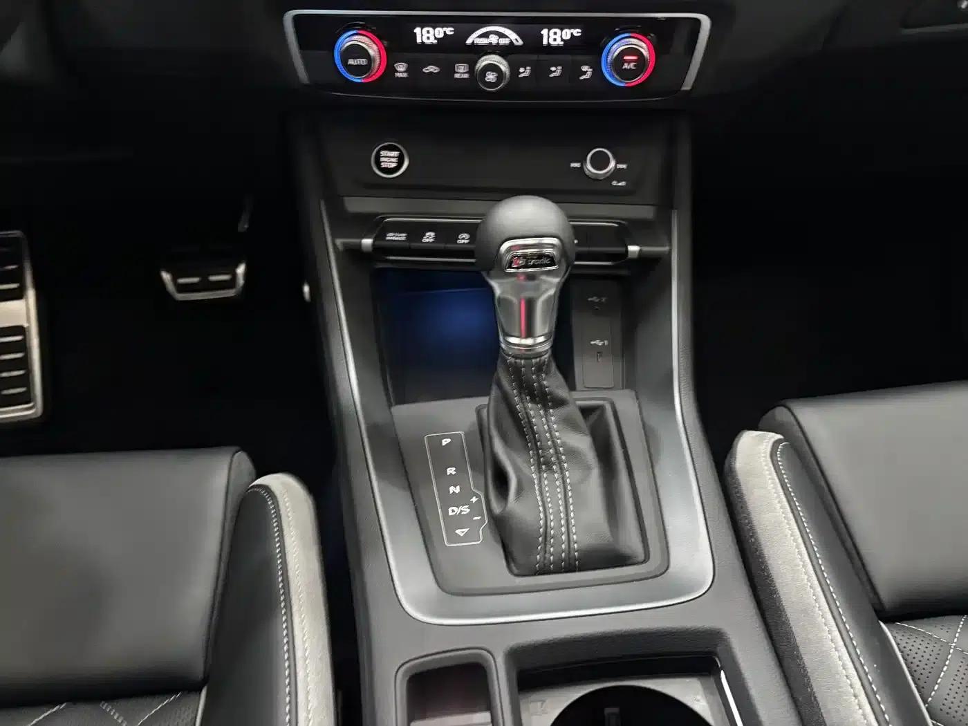 Audi Q3 2025 45th Anniversary Edition 40TFSI Fashion Dynamic — миниатюра 18