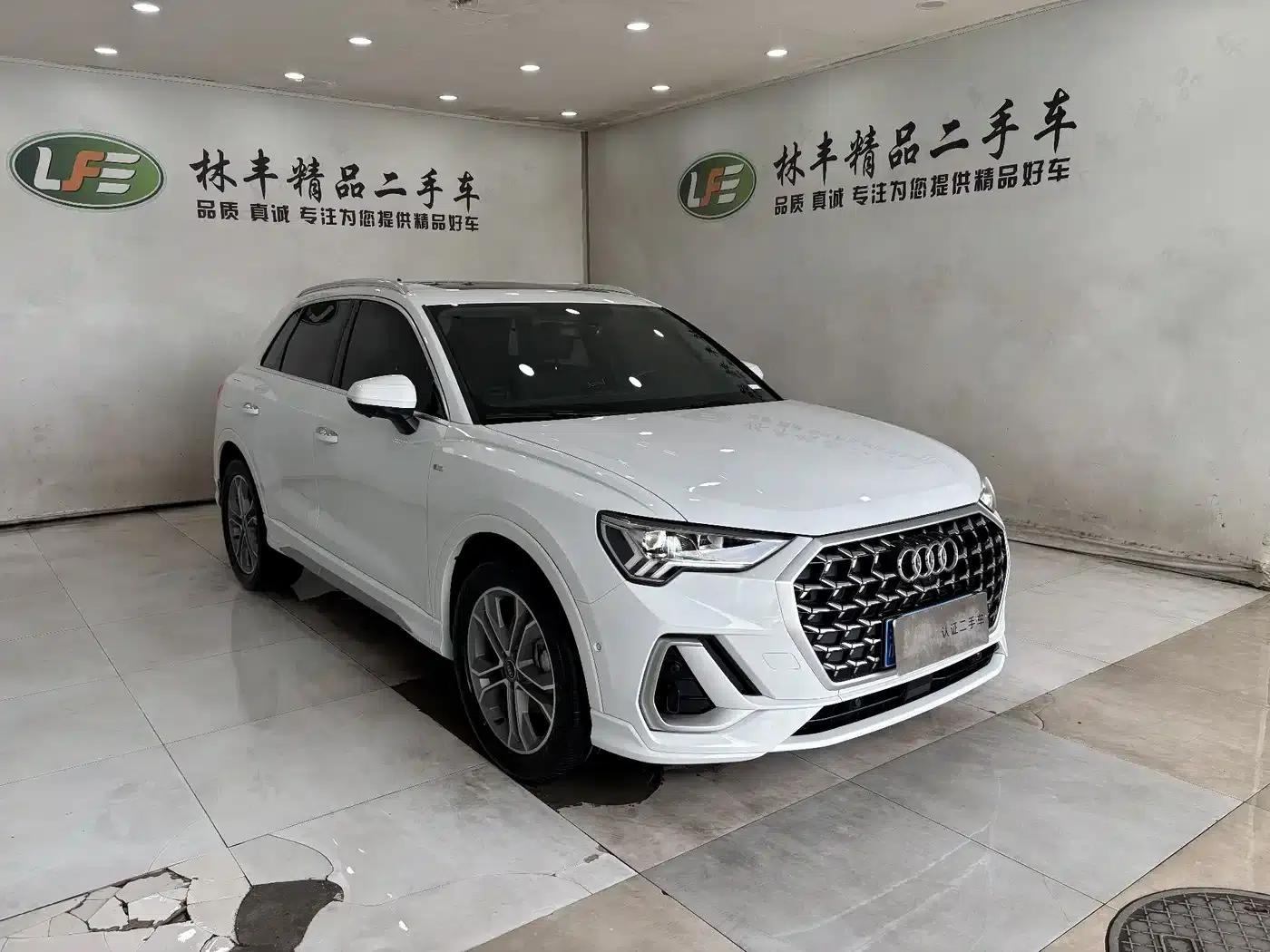 Audi Q3 2025 45th Anniversary Edition 40TFSI Fashion Dynamic — миниатюра 3