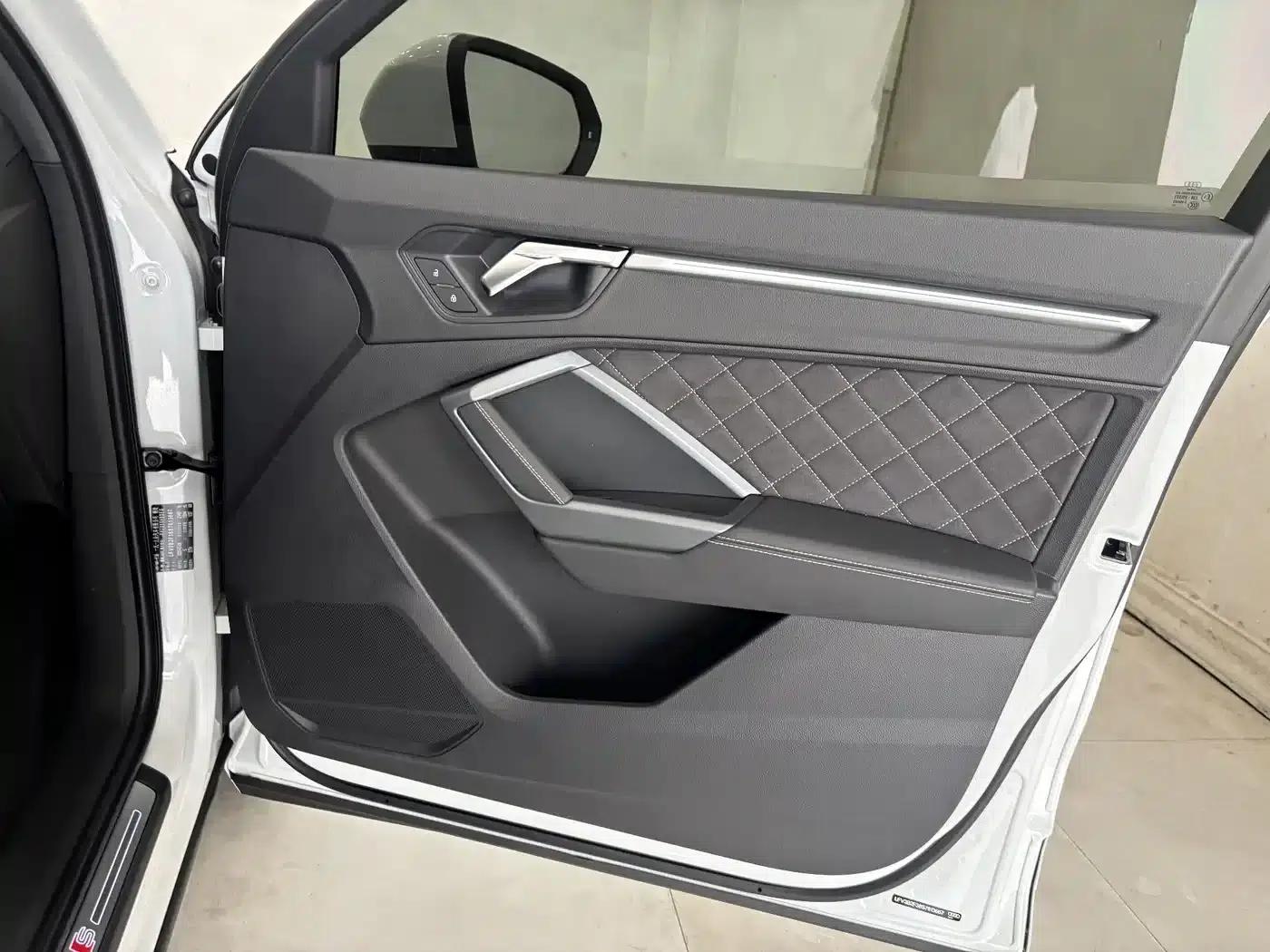 Audi Q3 2025 45th Anniversary Edition 40TFSI Fashion Dynamic — миниатюра 24