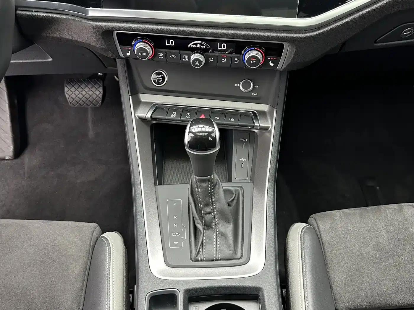 Audi Q3 2022 35 TFSI Fashion Dynamic Edition — миниатюра 15