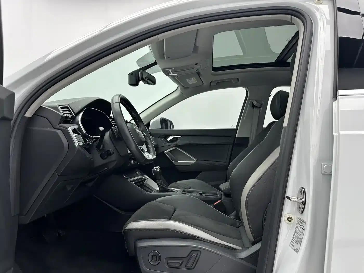 Audi Q3 2022 35 TFSI Fashion Dynamic Edition — миниатюра 5