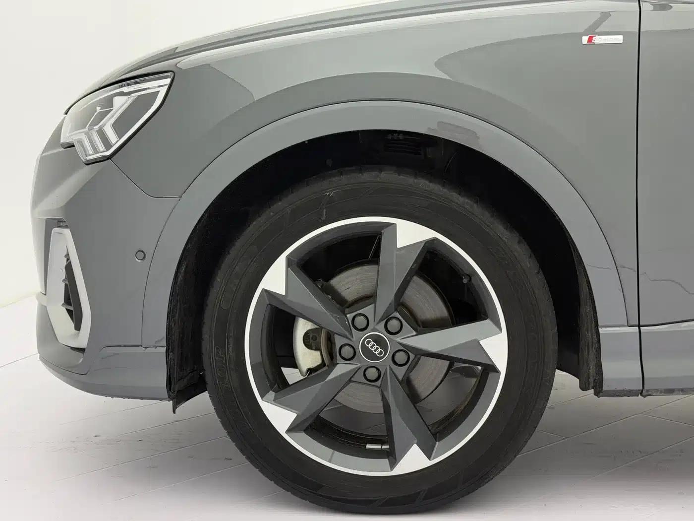 Audi Q3 2022 35 TFSI Fashion Dynamic Edition — миниатюра 24