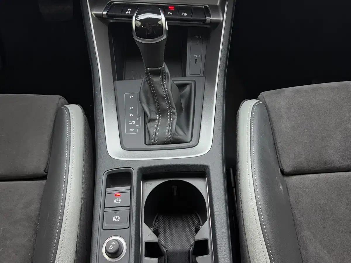 Audi Q3 2022 35 TFSI Fashion Dynamic Edition — миниатюра 11