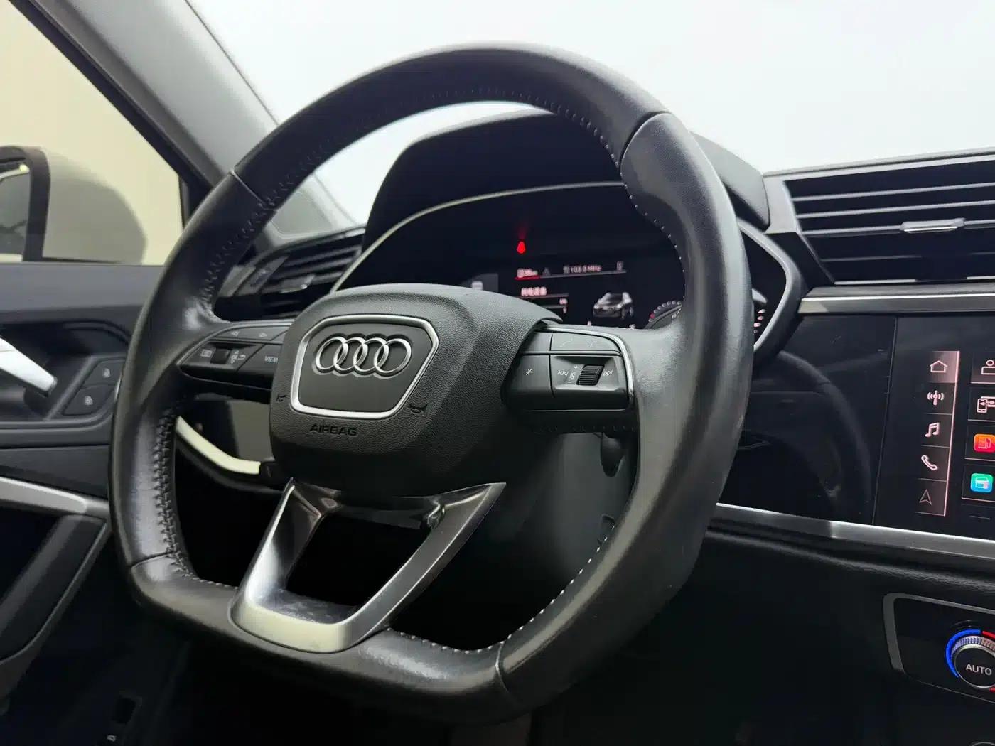Audi Q3 2022 35 TFSI Fashion Dynamic Edition — миниатюра 13