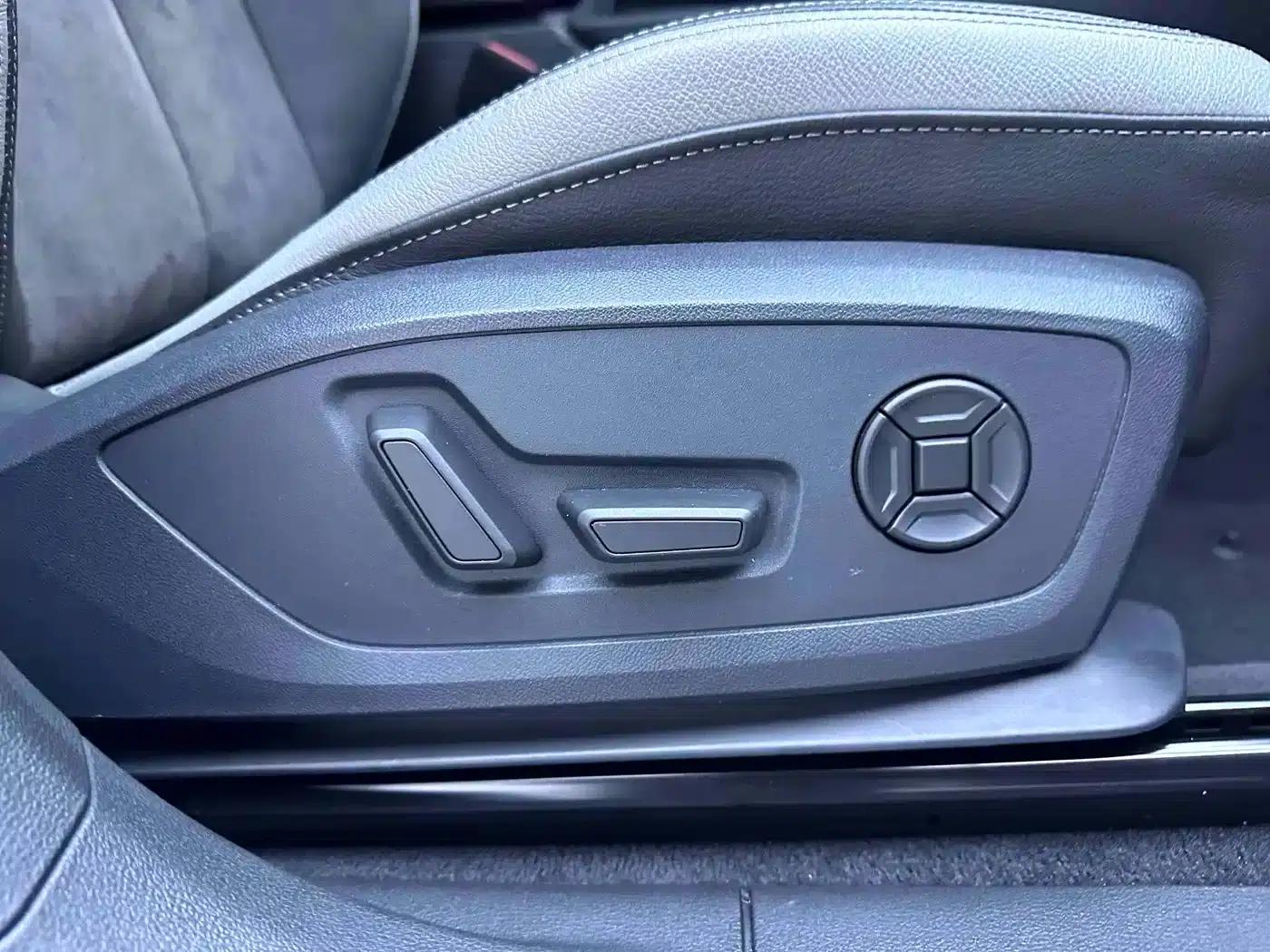 Audi Q3 2022 35 TFSI Progressive Dynamic — миниатюра 13