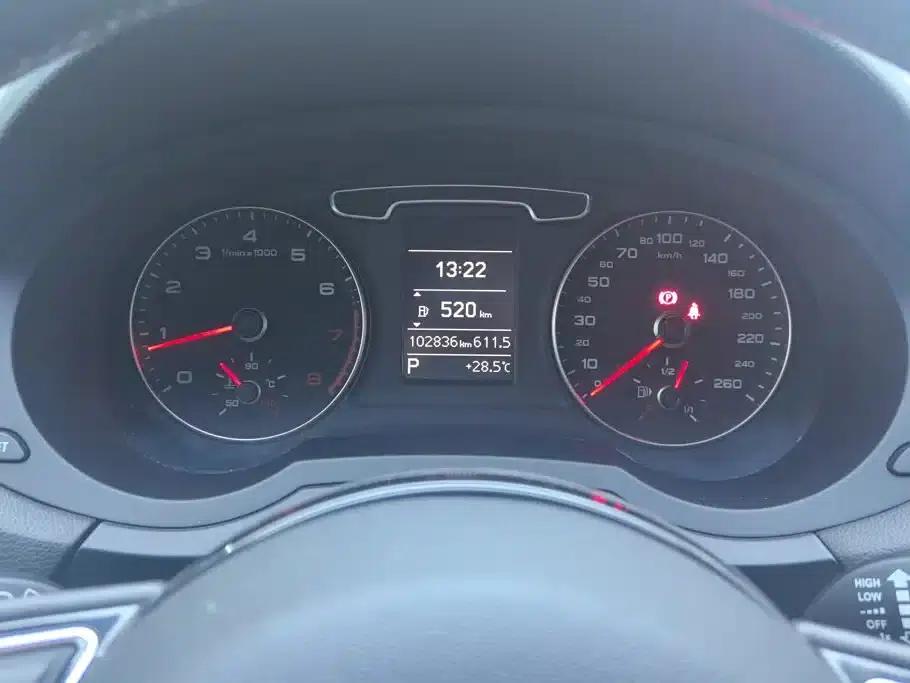 Audi Q3 2015 30 TFSI Progressive — миниатюра 14