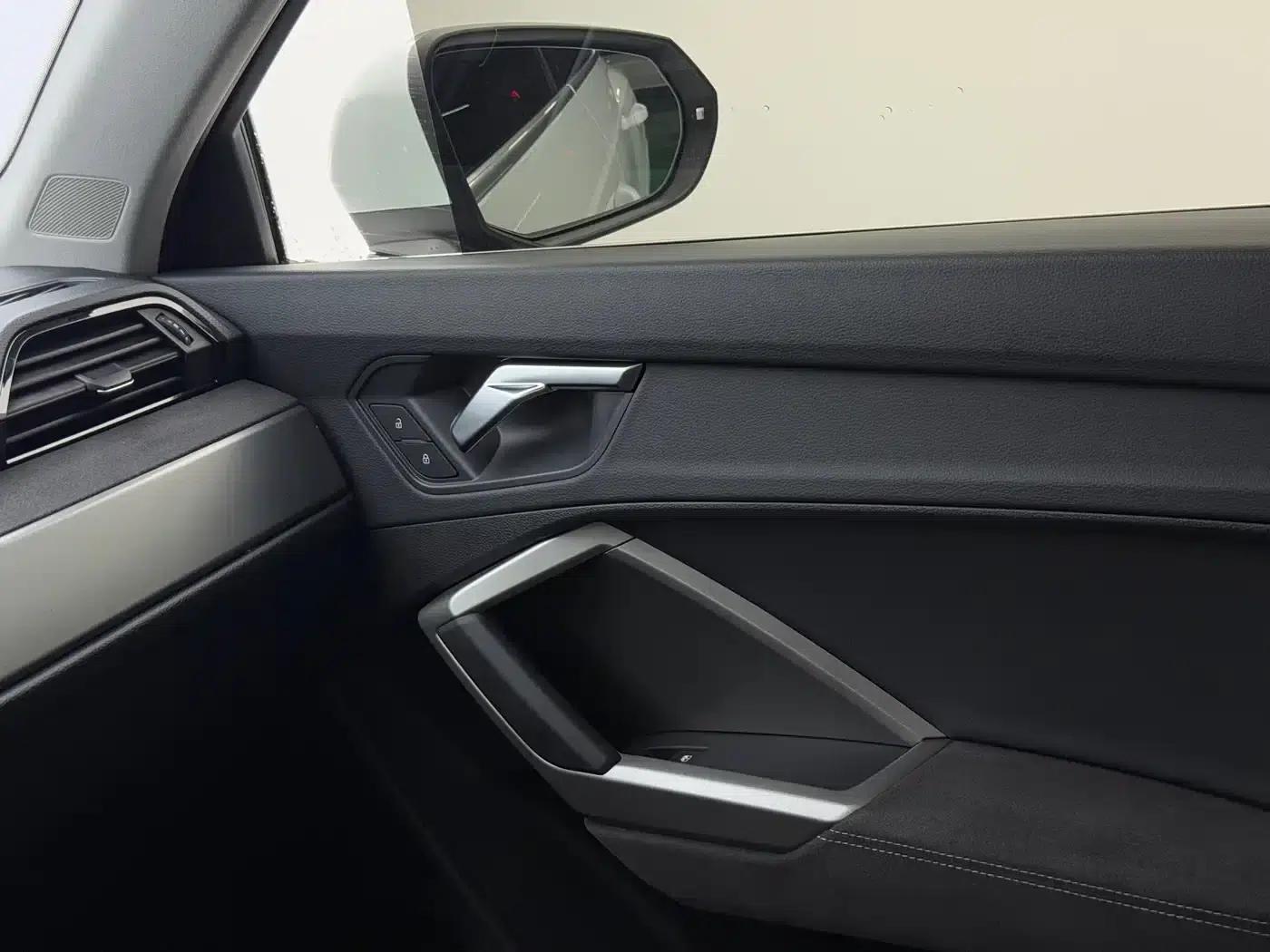 Audi Q3 2023 35 TFSI Fashion Dynamic (1.4T) — миниатюра 11