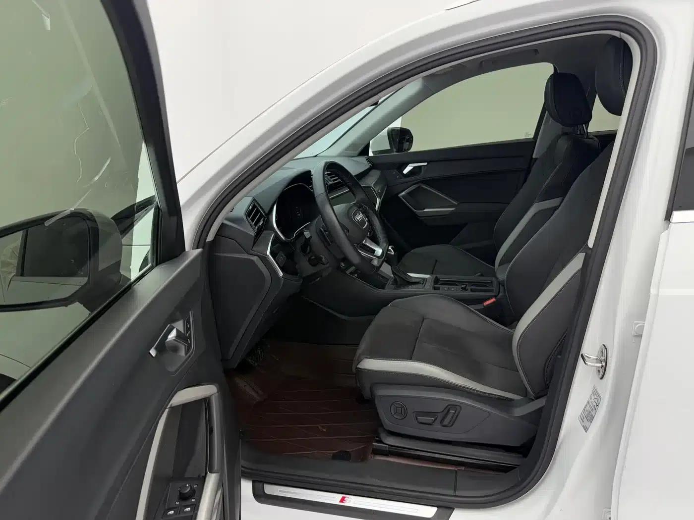 Audi Q3 2023 35 TFSI Fashion Dynamic (1.4T) — миниатюра 23