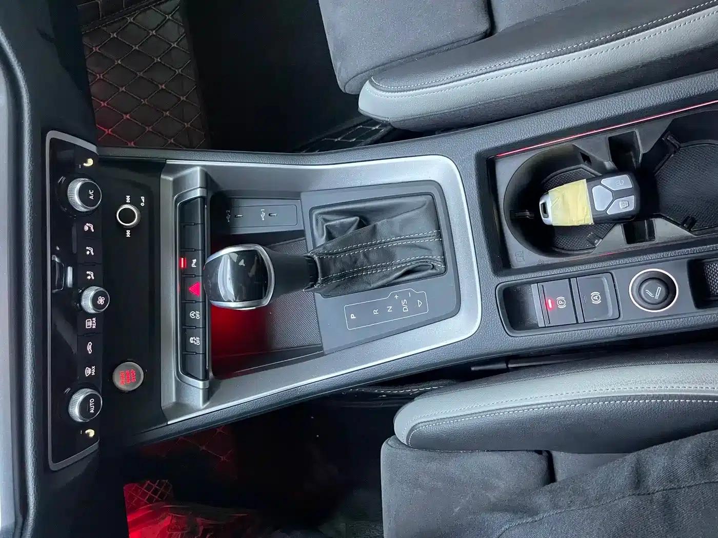 Audi Q3 2022 35 TFSI Progressive Dynamic — миниатюра 16