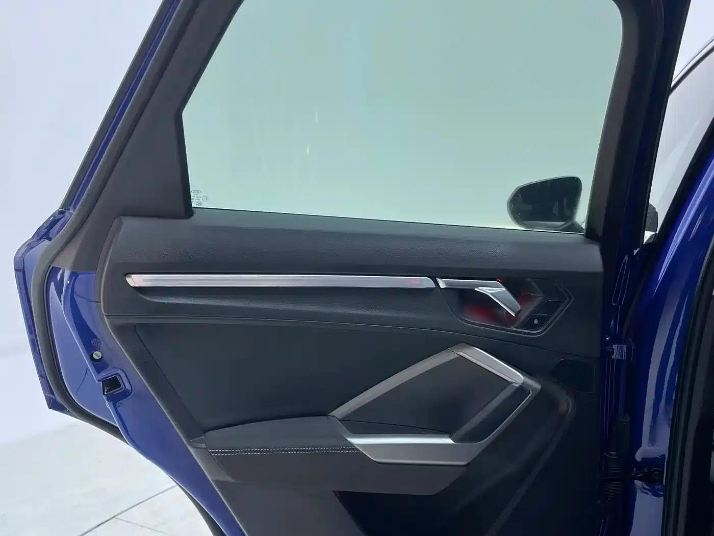 Audi Q3 2022 35 TFSI Progressive Dynamic — миниатюра 8
