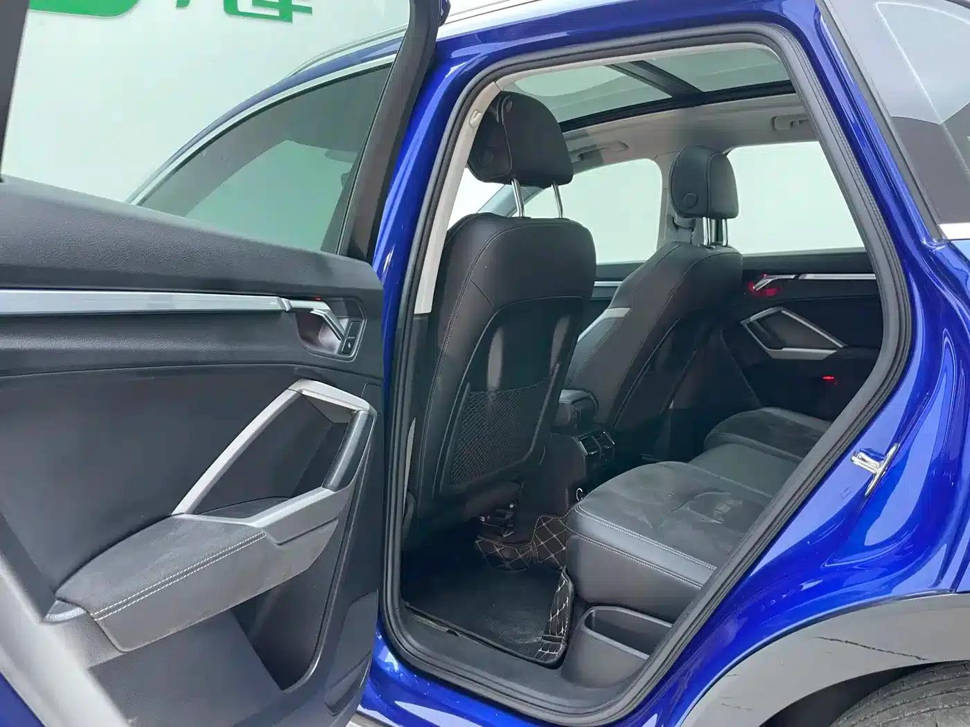 Audi Q3 2022 35 TFSI Progressive Dynamic — миниатюра 9