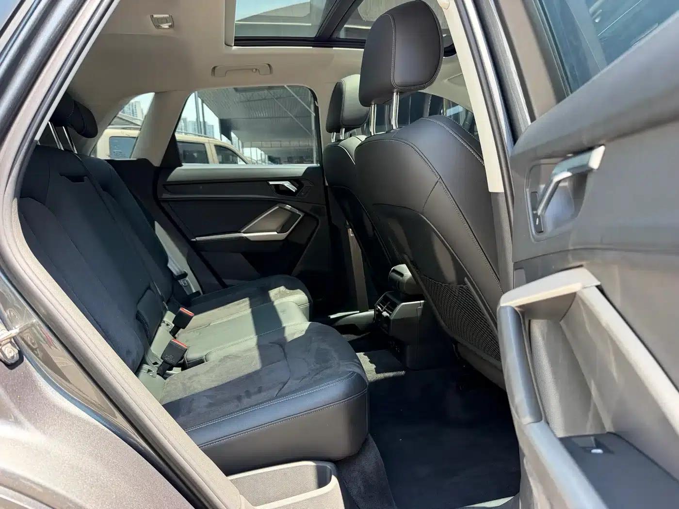 Audi Q3 2023 35 TFSI Progressive Dynamic (1.4T) — миниатюра 6