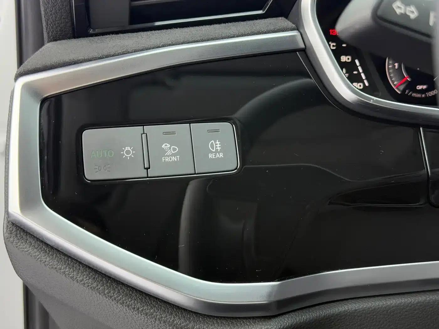 Audi Q3 2022 35 TFSI Fashion Dynamic Edition — миниатюра 19