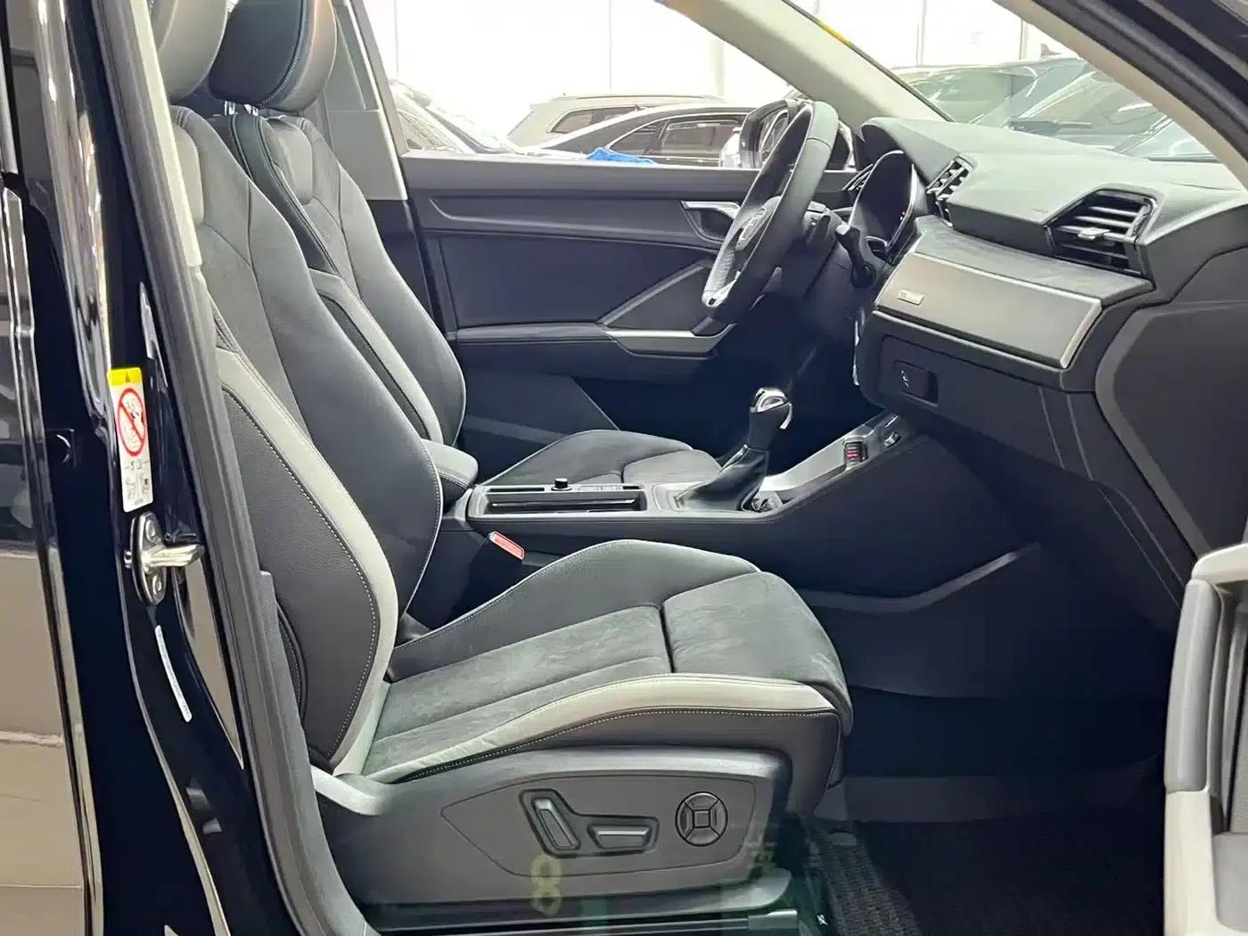 Audi Q3 2022 35 TFSI Fashion Dynamic Edition — миниатюра 18