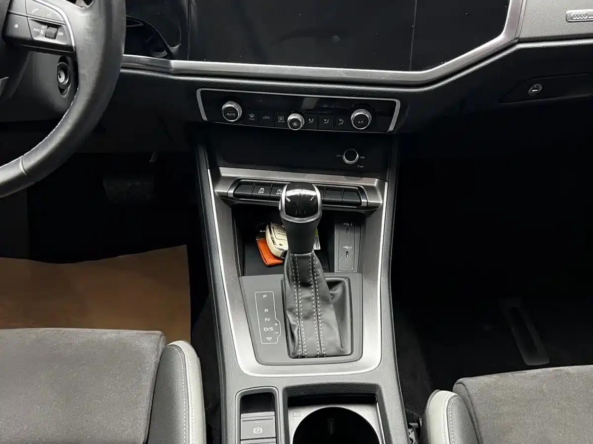 Audi Q3 2022 35 TFSI Progressive Dynamic — миниатюра 11