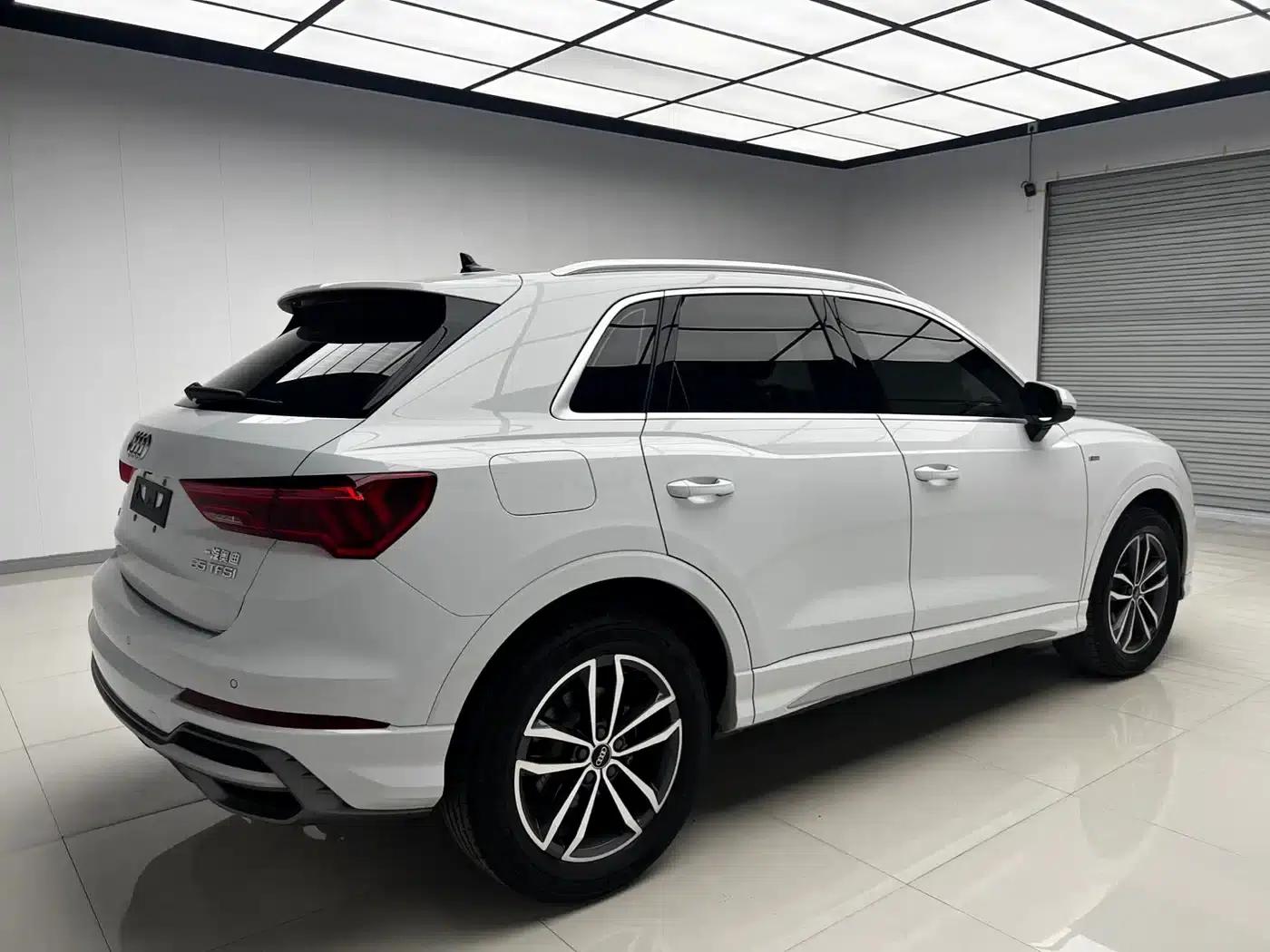 Audi Q3 2022 35 TFSI Progressive Dynamic — миниатюра 4