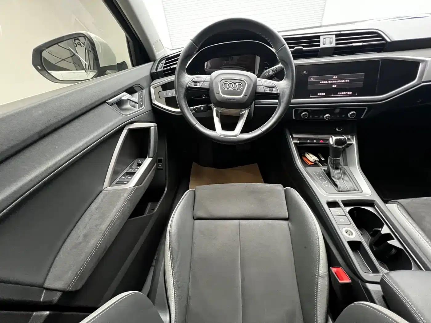 Audi Q3 2022 35 TFSI Progressive Dynamic — миниатюра 9