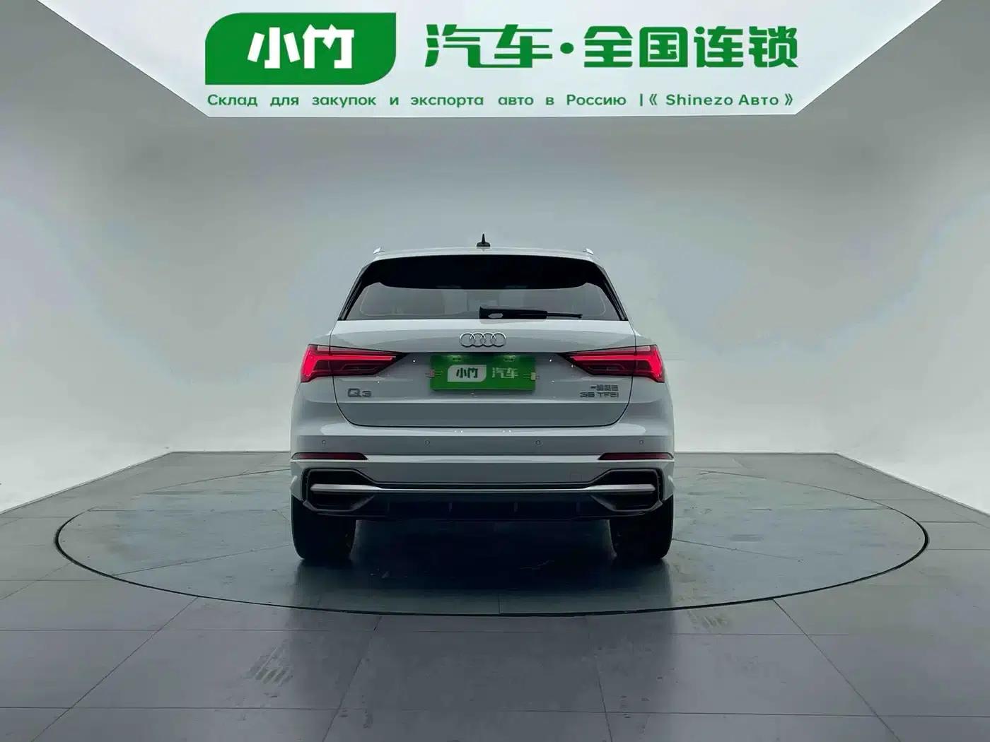 Audi Q3 2022 35 TFSI Fashion Dynamic Edition — миниатюра 4