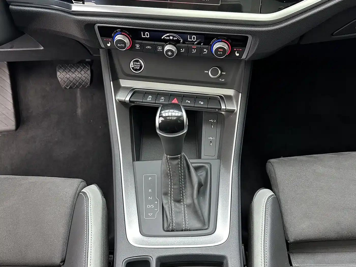Audi Q3 2022 35 TFSI Fashion Dynamic Edition — миниатюра 15