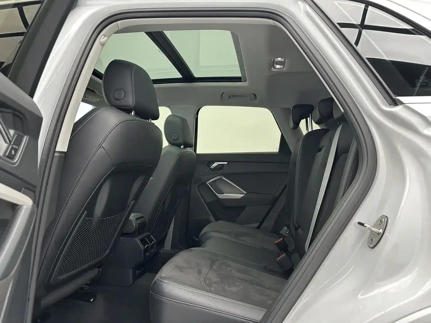 Audi Q3 2022 35 TFSI Fashion Dynamic Edition — миниатюра 6