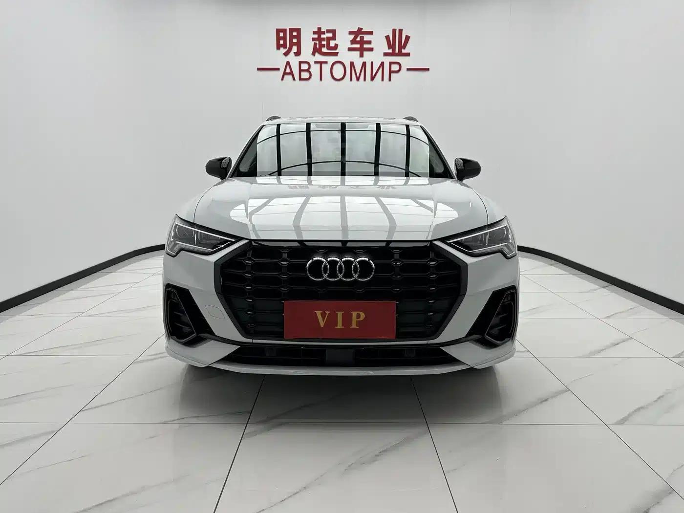 Audi Q3 2023 35 TFSI Fashion Dynamic (1.4T) — миниатюра 2