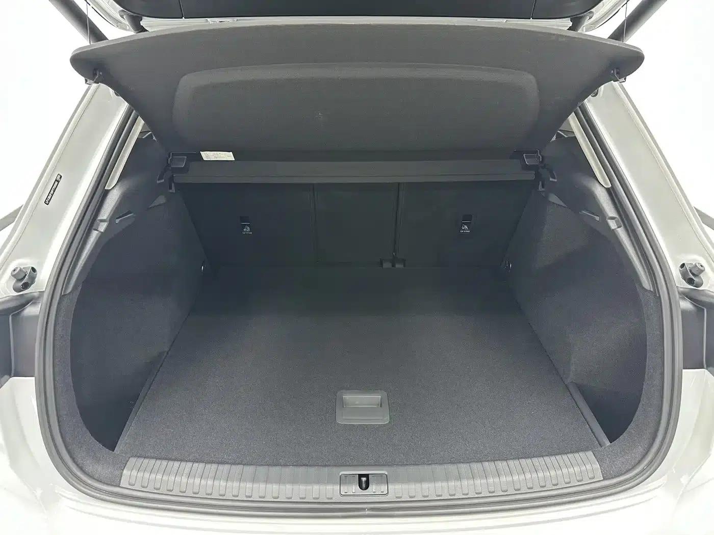 Audi Q3 2023 35 TFSI Fashion Dynamic (1.4T) — миниатюра 18