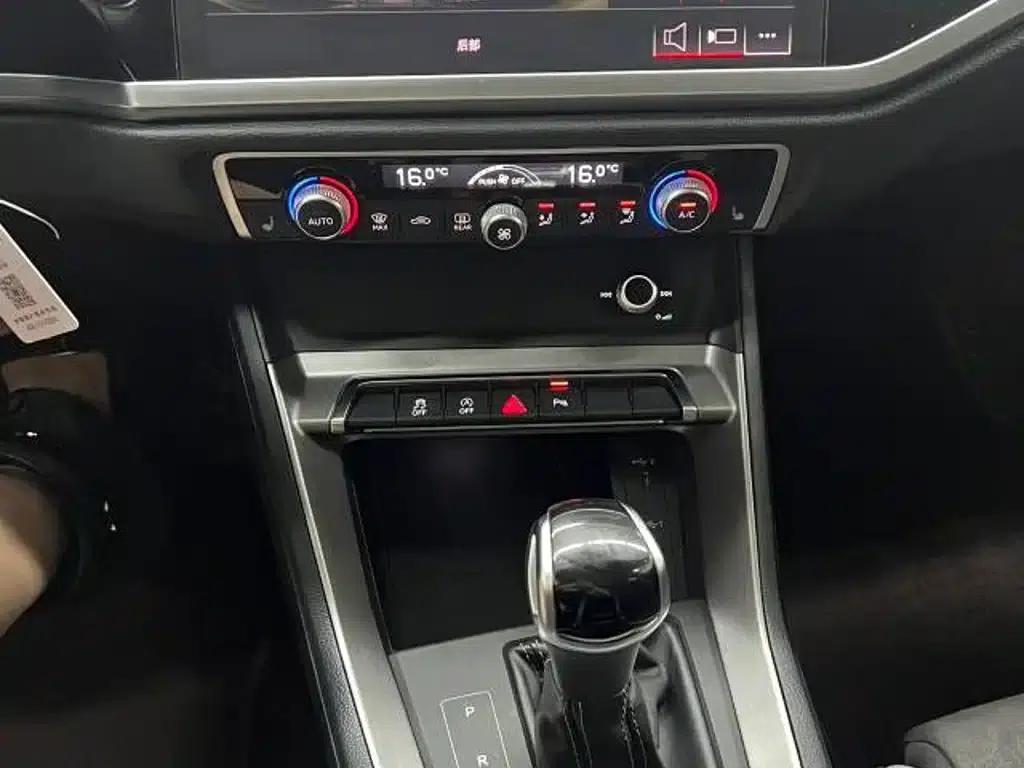 Audi Q3 2022 35 TFSI Progressive Dynamic — миниатюра 12