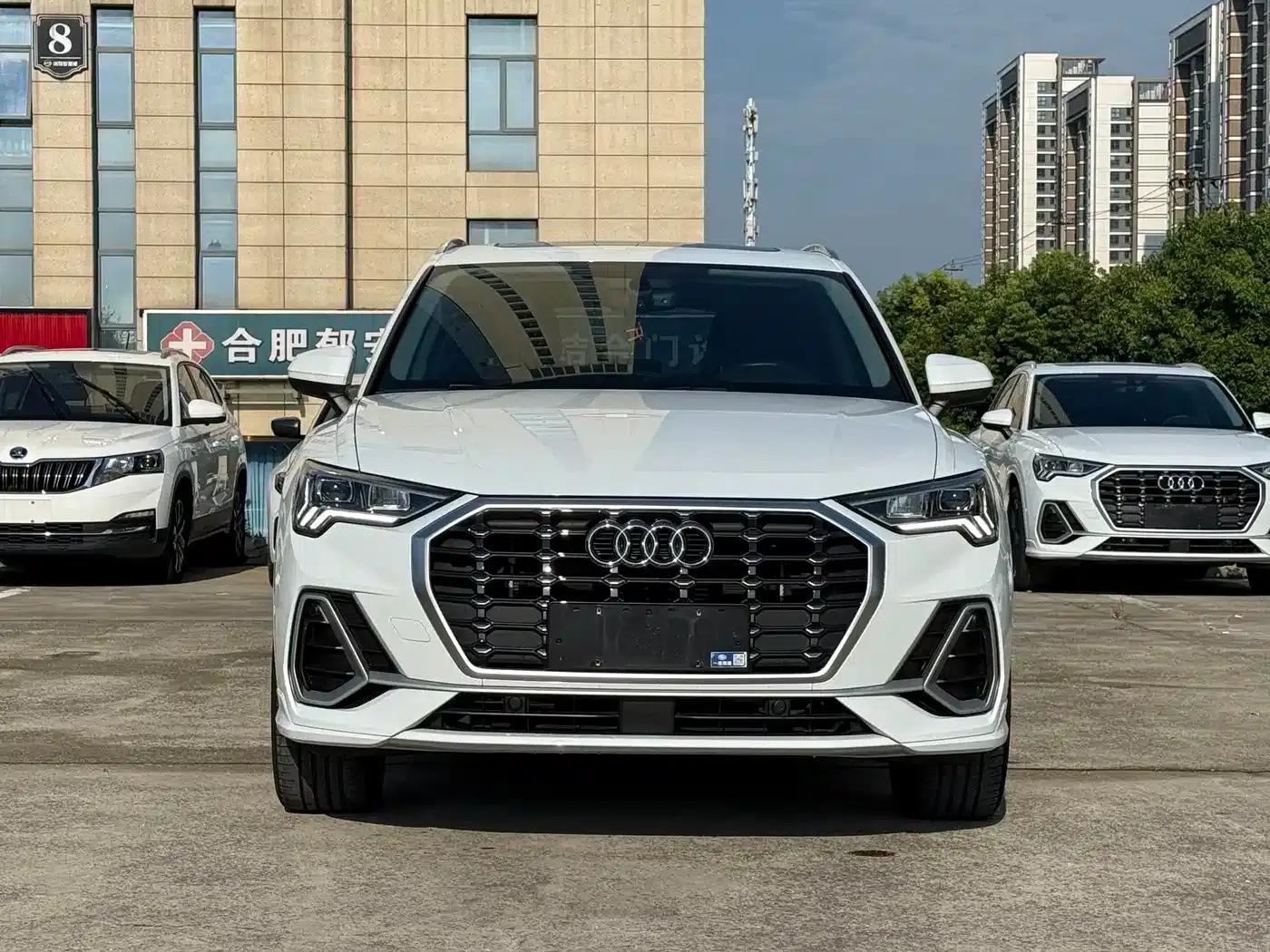 Audi Q3 2022 35 TFSI Fashion Dynamic Edition — миниатюра 2