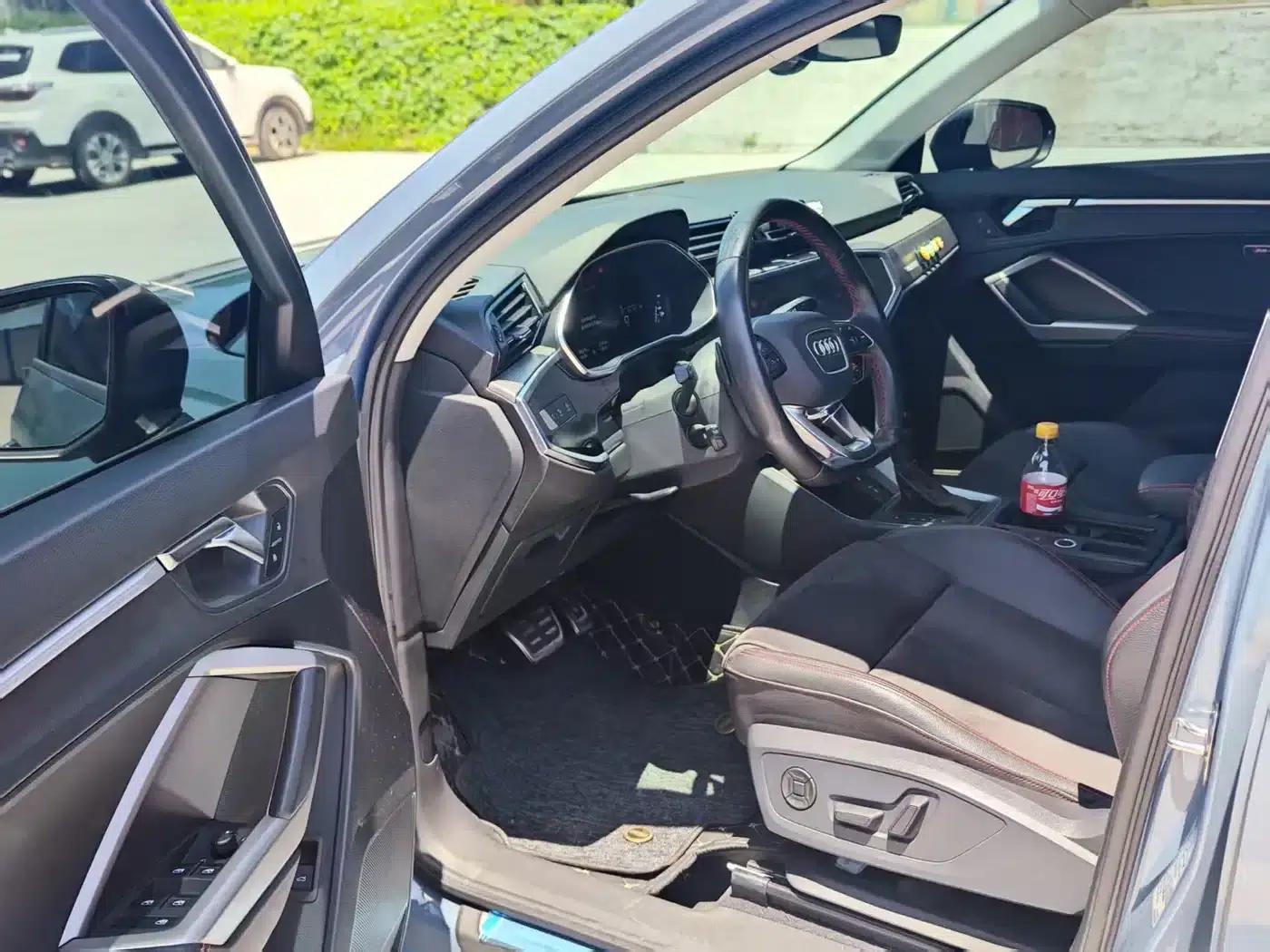 Audi Q3 2022 40 TFSI RS Package Sport Edition — миниатюра 7