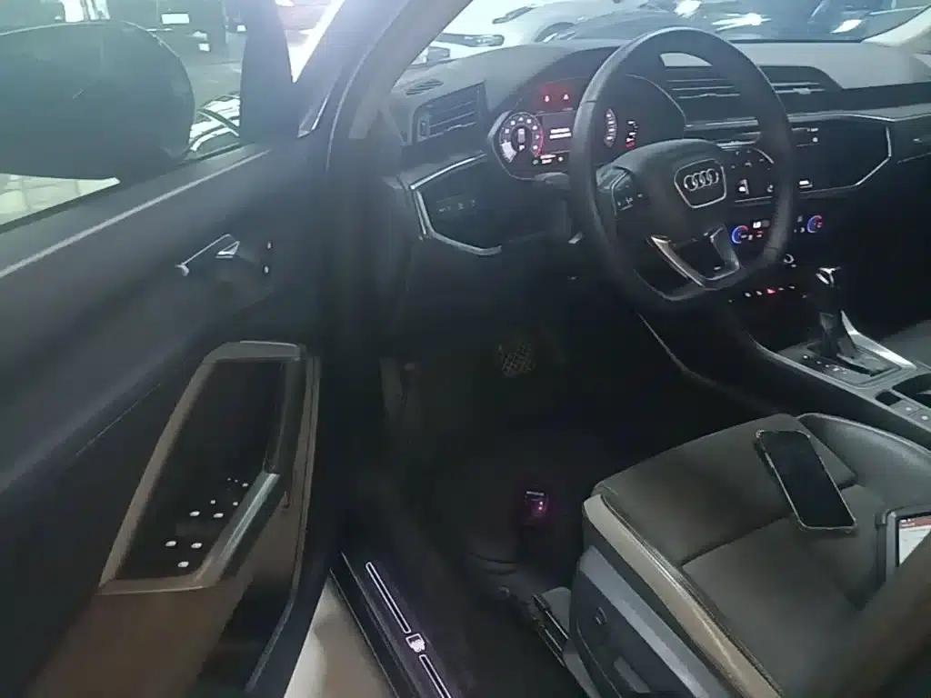 Audi Q3 2021 35 TFSI Fashion Dynamic Edition — миниатюра 16