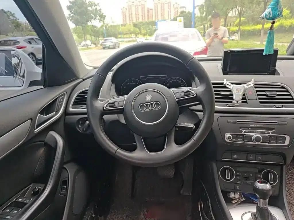 Audi Q3 2018 30th Anniversary Edition 30 TFSI Fashion Model — миниатюра 7