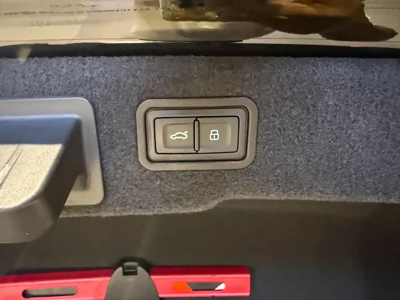 Audi A8 2019 Plus A8L 55 TFSI quattro Luxury — миниатюра 15