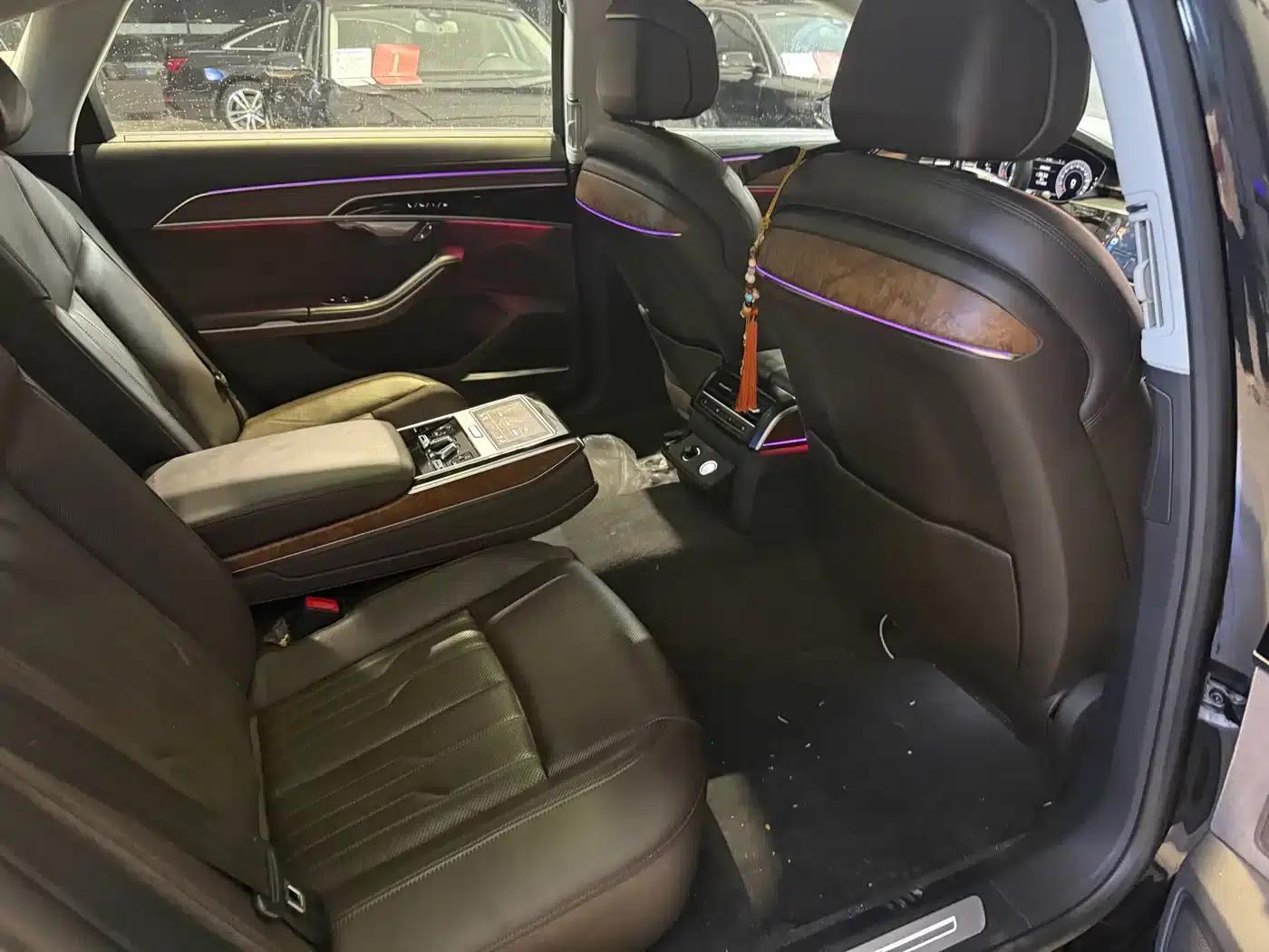 Audi A8 2019 Plus A8L 55 TFSI quattro Luxury — миниатюра 7