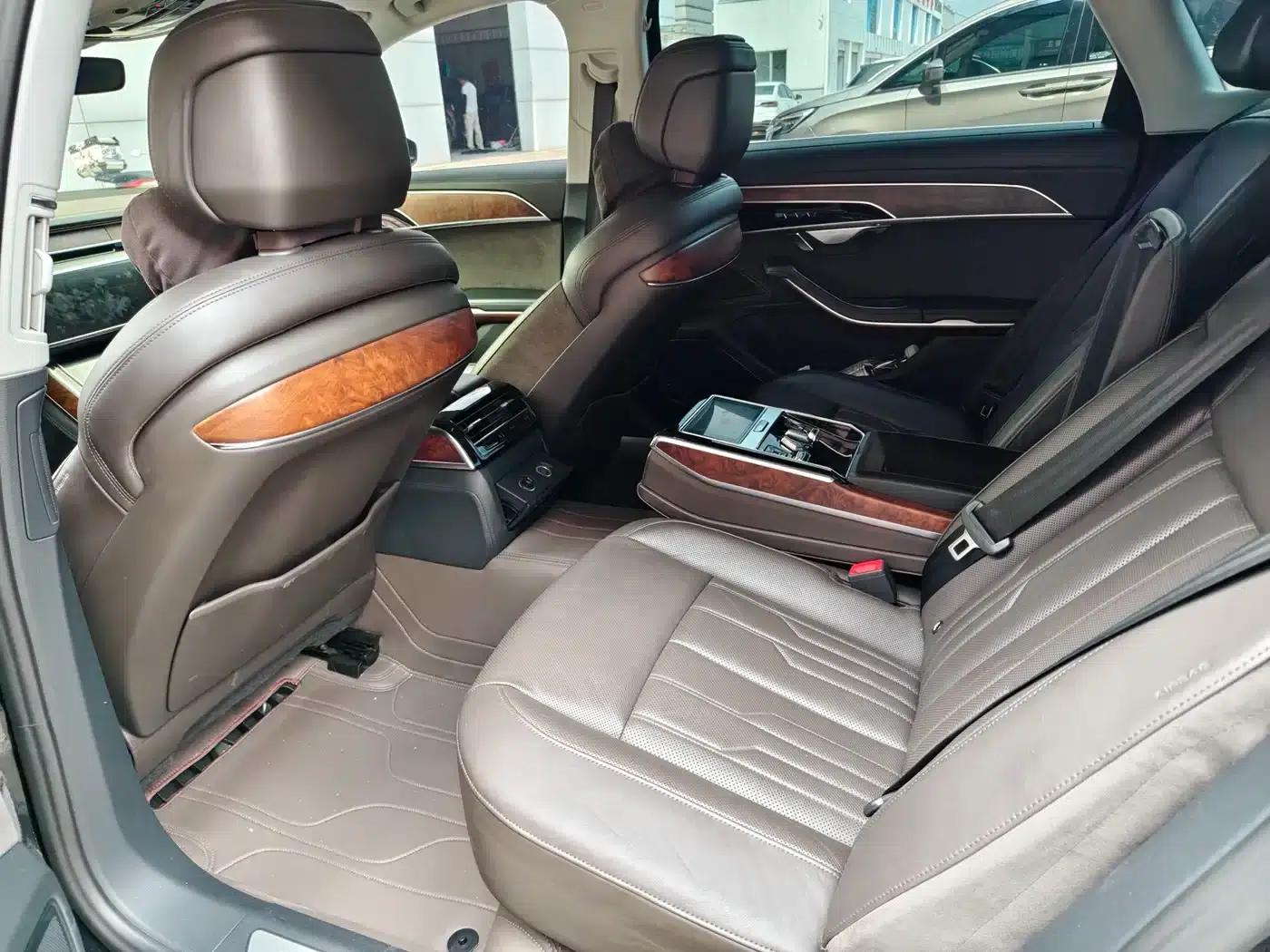 Audi A8 2019 Plus A8L 55 TFSI quattro Luxury — миниатюра 5