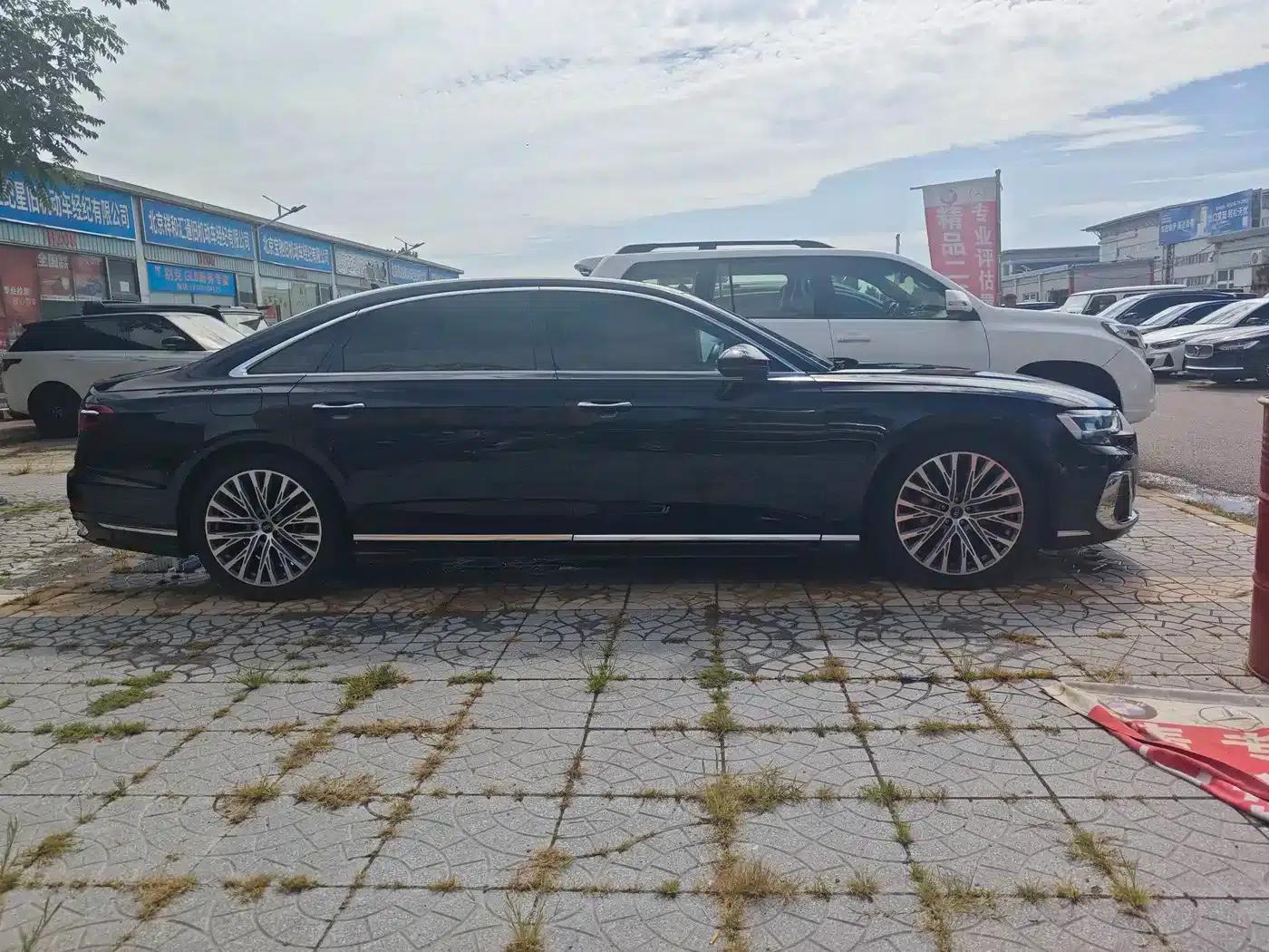 2024 Audi A8 A8L 50 TFSI quattro Premium Edition — миниатюра 2