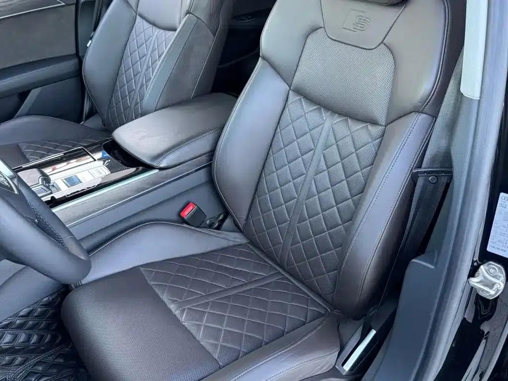 2021 Audi A8 A8L 50 TFSI quattro Comfort — миниатюра 12