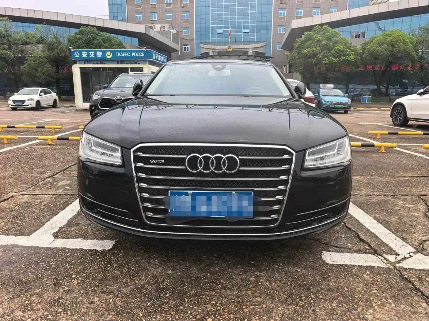 2014 Audi A8 A8L 6.3 FSI W12 quattro Flagship Model — миниатюра 2