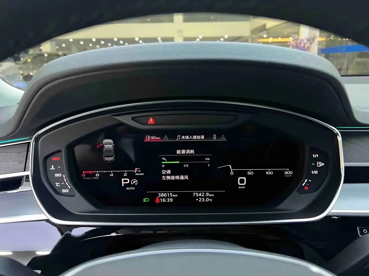 2022 Audi A8 A8L 50 TFSI quattro Comfort Edition — миниатюра 12
