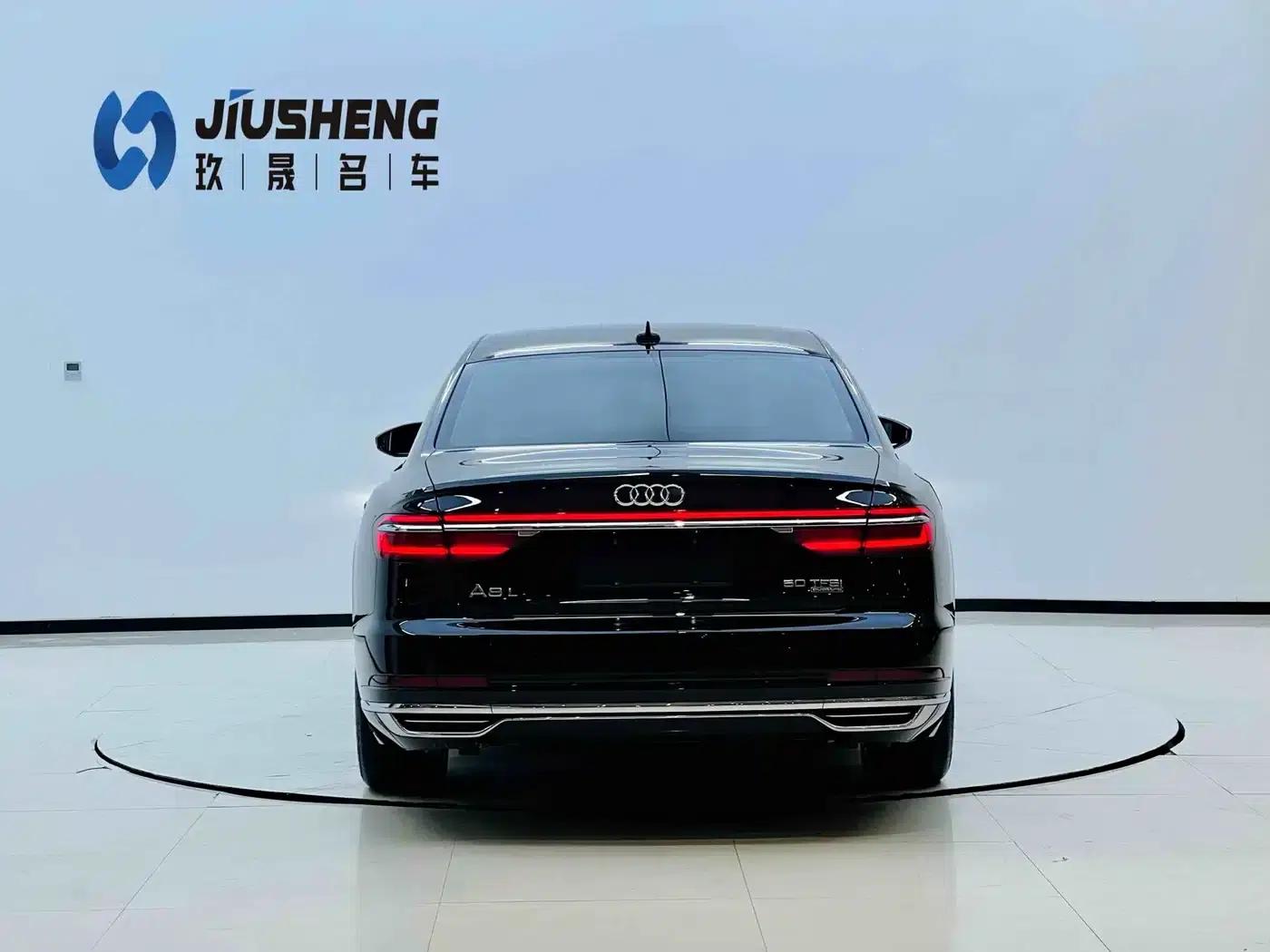 2022 Audi A8 A8L 50 TFSI quattro Comfort Edition — миниатюра 5