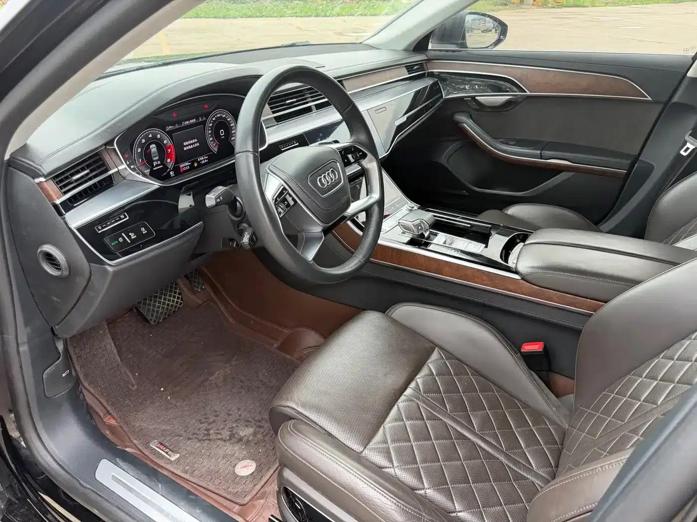 2021 Audi A8 A8L 50 TFSI quattro Luxury — миниатюра 3