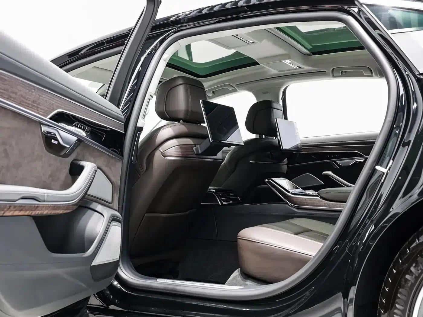 2021 Audi A8 A8L 55 TFSI quattro Premium — миниатюра 14