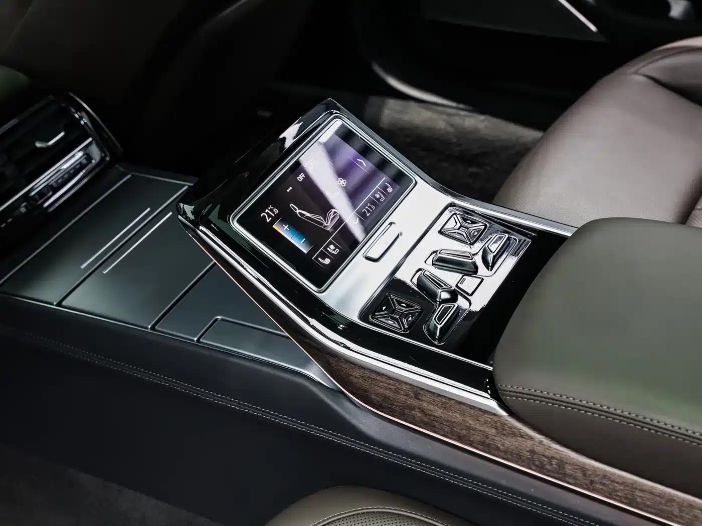 2021 Audi A8 A8L 55 TFSI quattro Premium — миниатюра 21