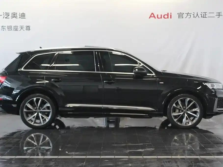 Audi Q7 2023 55 TFSI quattro S line Sport — миниатюра 4