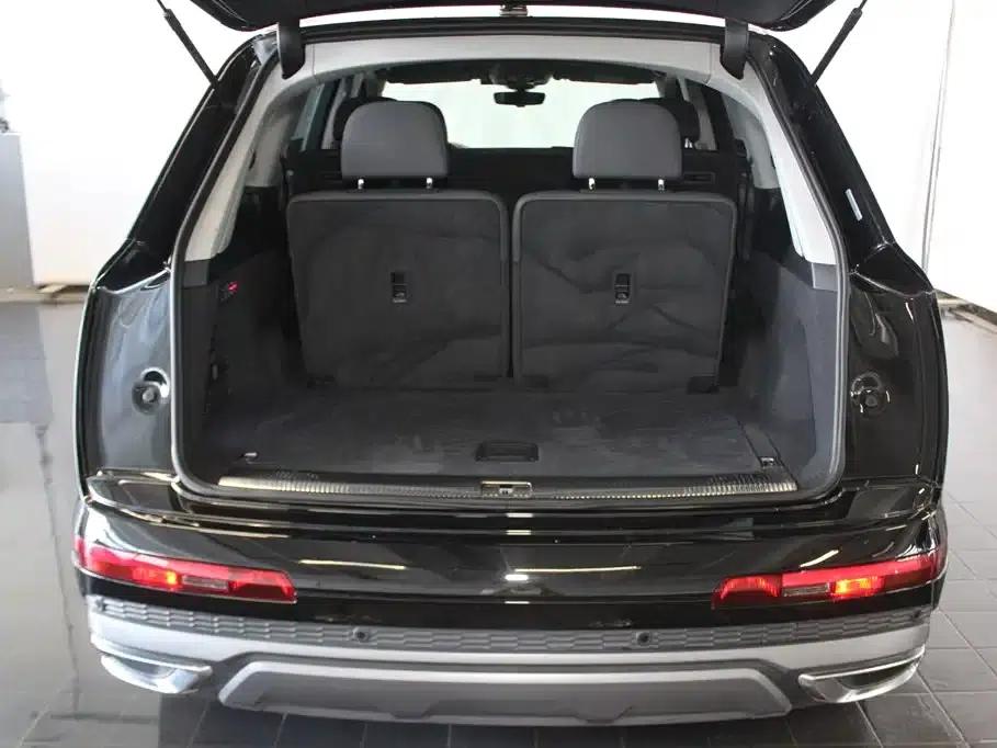 Audi Q7 2023 55 TFSI quattro S line Sport — миниатюра 7