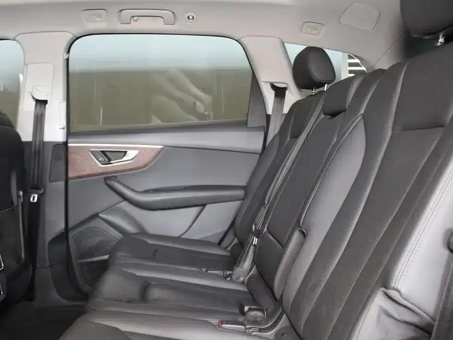 Audi Q7 2023 55 TFSI quattro S line Sport — миниатюра 9