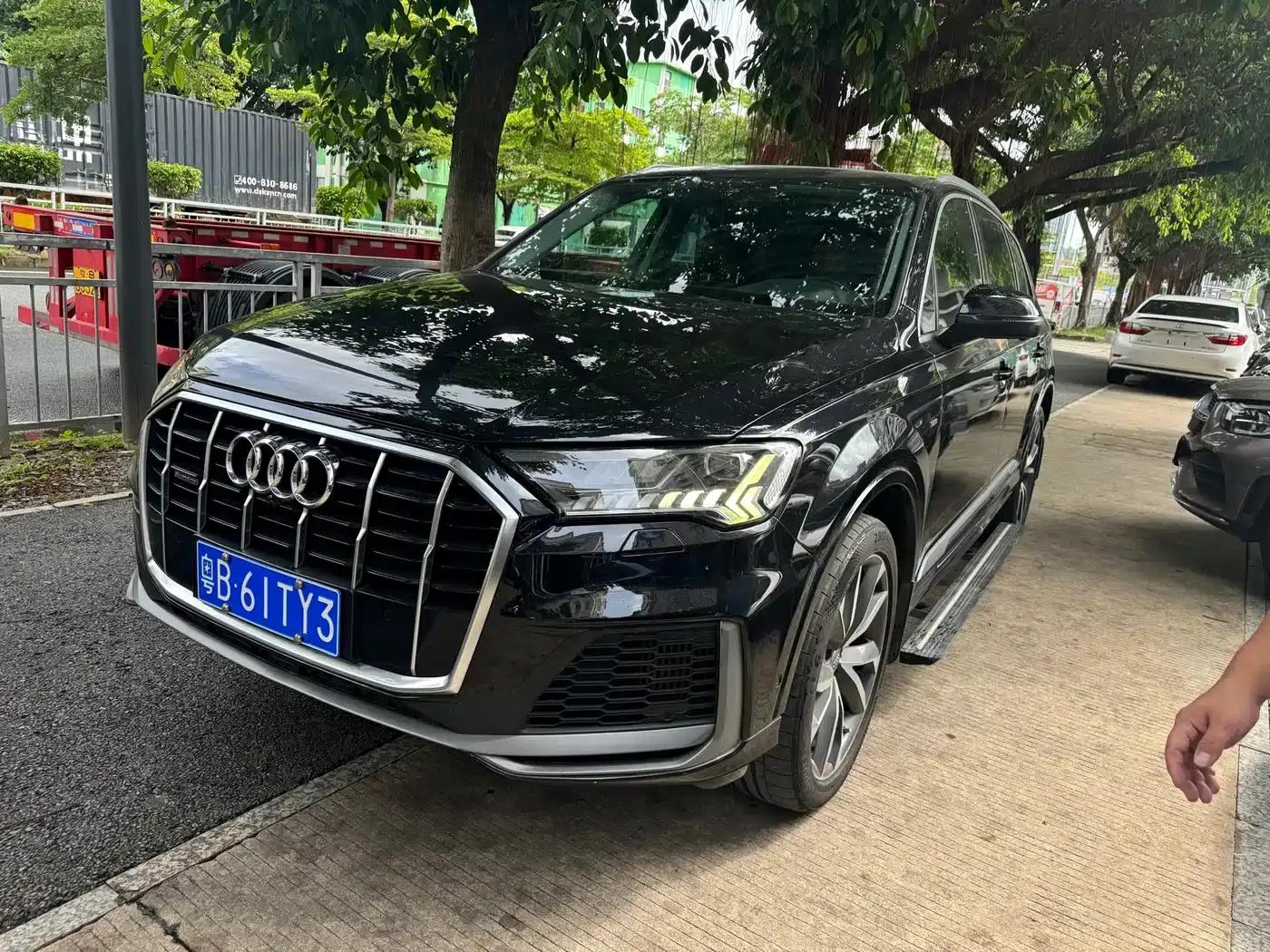 Audi Q7 2020 55 TFSI quattro Black Knight Edition — миниатюра 1